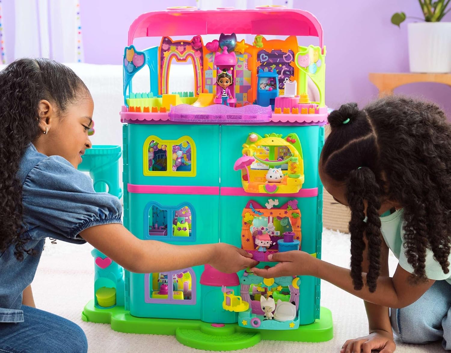 Casa de Gabby Dollhouse Celebration