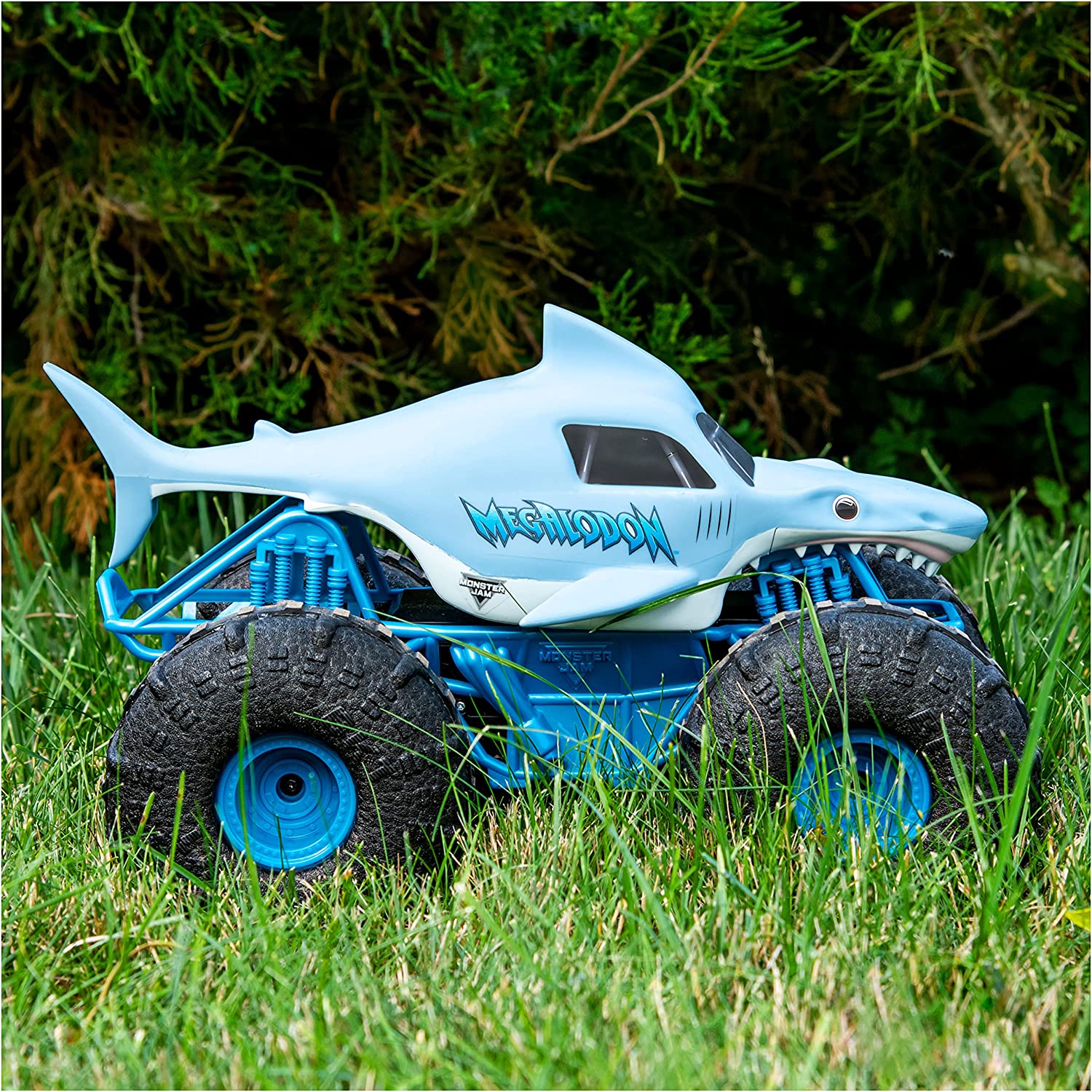 Monster Jam Megalodon Gigante A Control Remoto